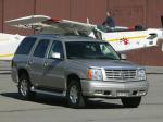 Cadillac Escalade 2001 года